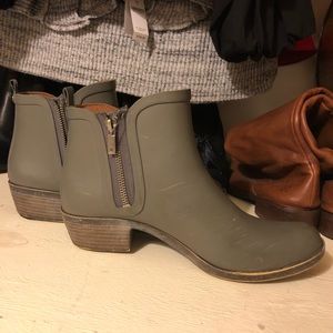 Lucky Brand Ankle Rubber Boots